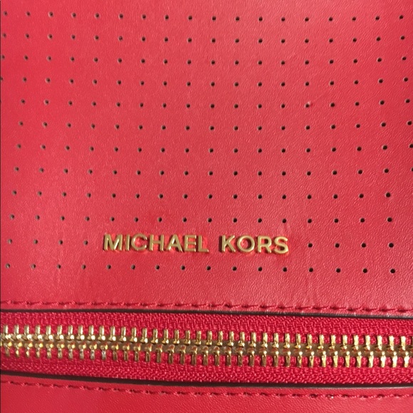 Mini Michael kors multi functional backpack!! - Picture 4 of 4